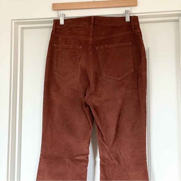 Old Navy Higher High-Rise Corduroy Flares in Rust Brown - Size 6 - Picture 9 of 12